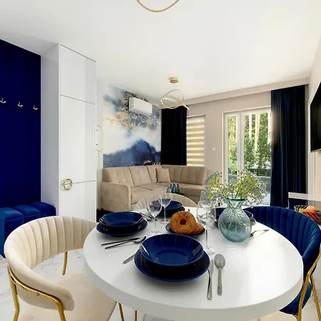 Comfortable 2-room Apartment, Indoor Pool Apartment *