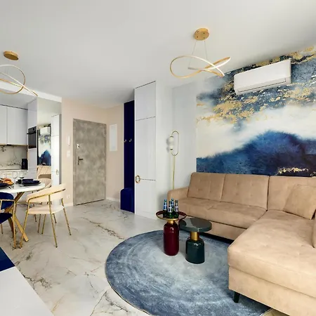 Comfortable 2-room Apartment, Indoor Pool Apartment *